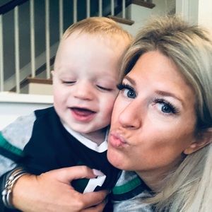 Meet your Posher, Elissa